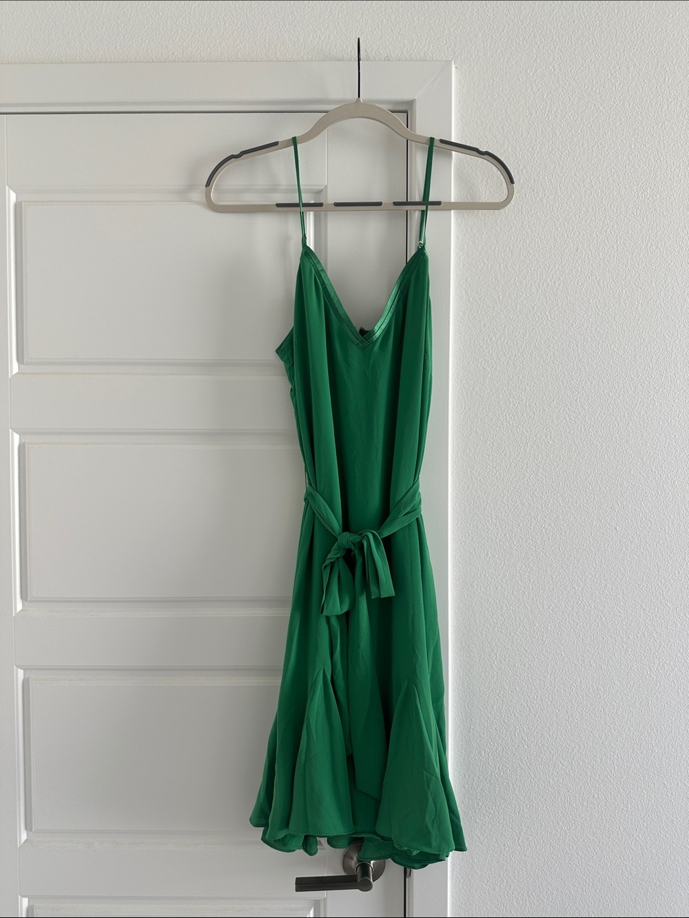 NWT White House Black Market Emerald Green Slip Midi Dress with Tie Waist 8